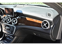 Mercedes-benz - 2014 - cla 45 amg - 2.0 viercilinder turbomotor - btw auto - afbeelding 52 van  79