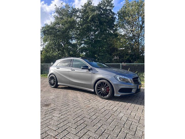Mercedes-benz - 2015 - a-klasse - 180 ambition - gh-452-s - afbeelding 11 van  17