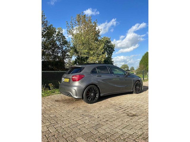 Mercedes-benz - 2015 - a-klasse - 180 ambition - gh-452-s - afbeelding 14 van  17