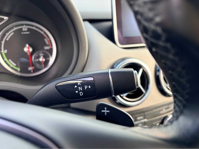 Mercedes-benz - 2015 - b-klasse - personenauto - afbeelding 1 van  13