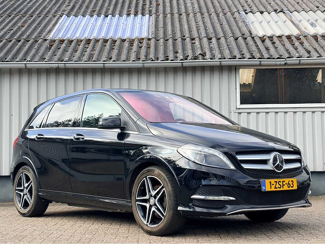 Mercedes-benz - 2015 - b-klasse - personenauto - afbeelding 8 van  13