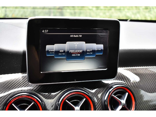 Mercedes-benz - 2015 - cla 45 amg - 2.0 viercilinder turbomotor - btw auto - afbeelding 36 van  59