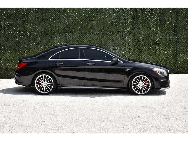 Mercedes-benz - 2015 - cla 45 amg - 2.0 viercilinder turbomotor - btw auto - afbeelding 27 van  59