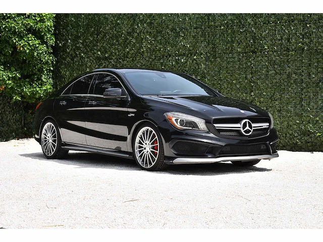 Mercedes-benz - 2015 - cla 45 amg - 2.0 viercilinder turbomotor - btw auto - afbeelding 12 van  77
