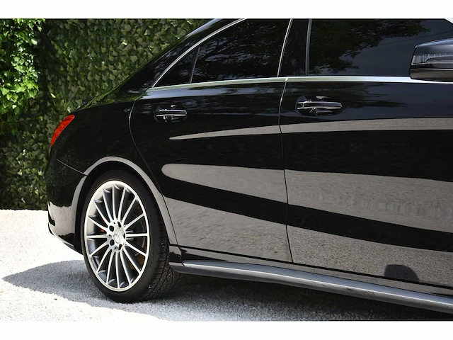 Mercedes-benz - 2015 - cla 45 amg - 2.0 viercilinder turbomotor - btw auto - afbeelding 23 van  77