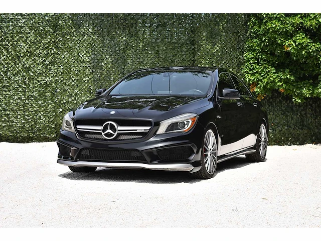 Mercedes-benz - 2015 - cla 45 amg - 2.0 viercilinder turbomotor - btw auto - afbeelding 74 van  77