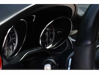Mercedes-benz - 2015 - cla 45 amg - 2.0 viercilinder turbomotor - btw auto - afbeelding 40 van  52