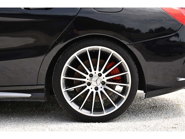 Mercedes-benz - 2015 - cla 45 amg - 2.0 viercilinder turbomotor - btw auto - afbeelding 20 van  71