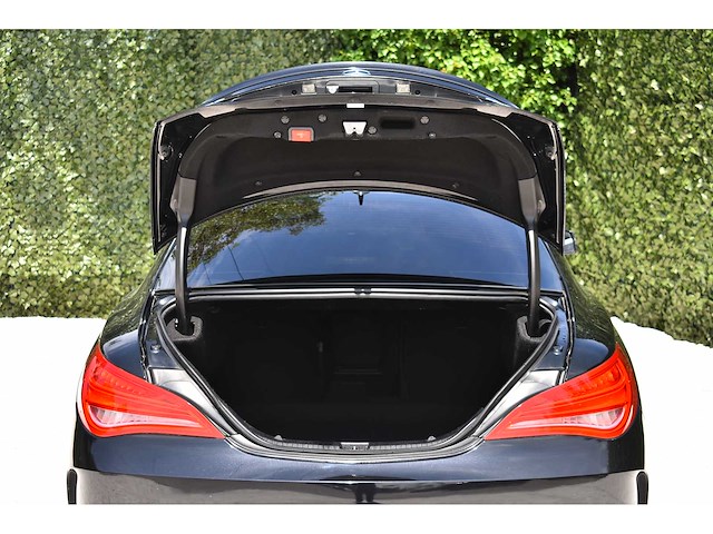 Mercedes-benz - 2015 - cla 45 amg - 2.0 viercilinder turbomotor - btw auto - afbeelding 26 van  71