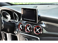 Mercedes-benz - 2015 - cla 45 amg - 2.0 viercilinder turbomotor - btw auto - afbeelding 58 van  71