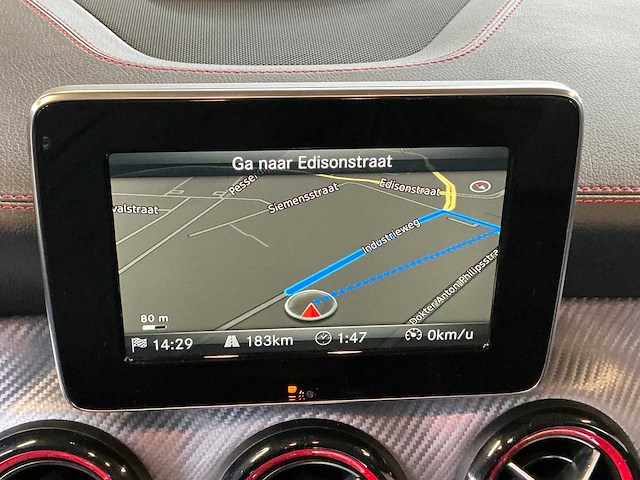 Mercedes-benz - 2015 - cla-klasse - amg 45 - personenauto - afbeelding 5 van  23