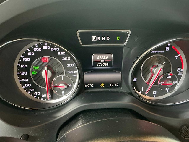 Mercedes-benz - 2015 - cla-klasse - amg 45 - personenauto - afbeelding 21 van  23