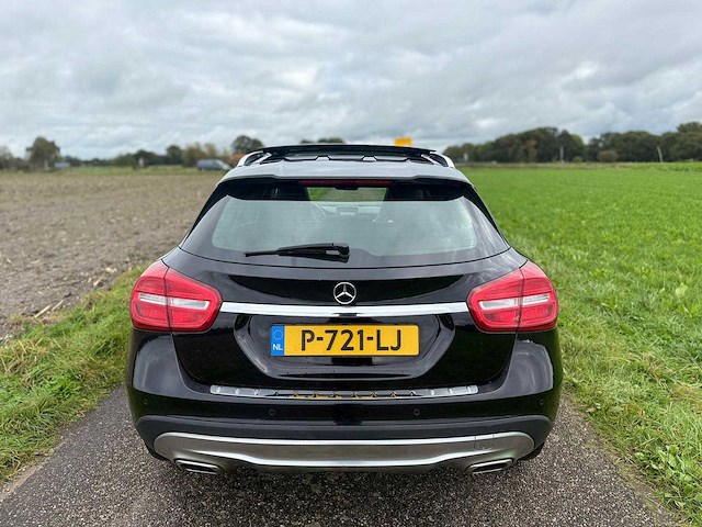 Mercedes-benz - 2015 - gla-klasse - 180 - p-721-lj - afbeelding 10 van  13