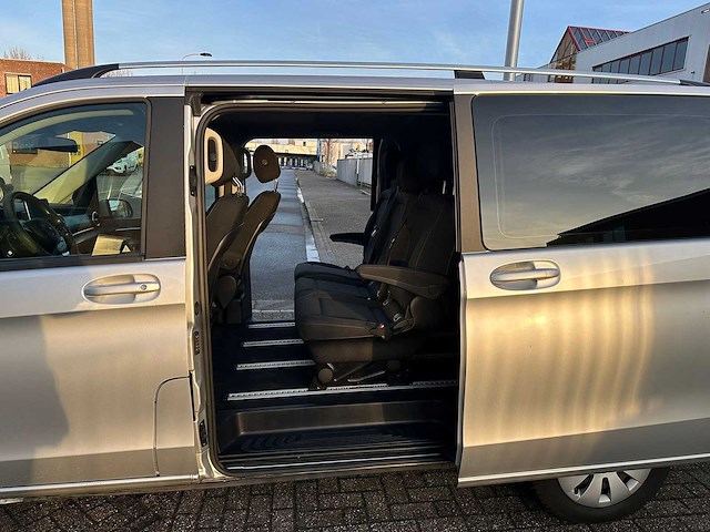 Mercedes-benz - 2015 - v-klasse - 200 cdi lang avantg. -automaat - personenauto - afbeelding 3 van  28