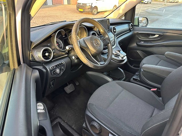 Mercedes-benz - 2015 - v-klasse - 200 cdi lang avantg. -automaat - personenauto - afbeelding 5 van  28