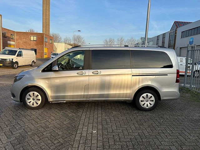 Mercedes-benz - 2015 - v-klasse - 200 cdi lang avantg. -automaat - personenauto - afbeelding 12 van  28