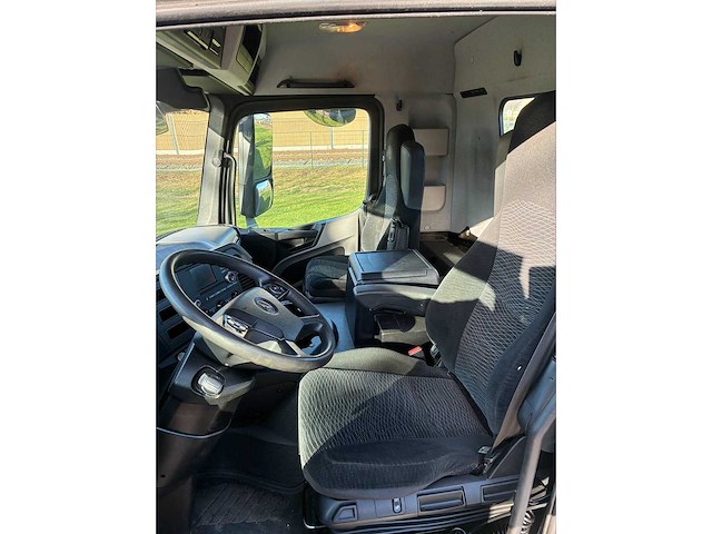 Mercedes-benz - 2016 - antos - vrachtwagen - afbeelding 7 van  7