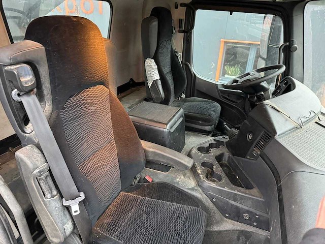 Mercedes-benz - 2016 - arocs 3345 - vrachtwagen - afbeelding 6 van  27
