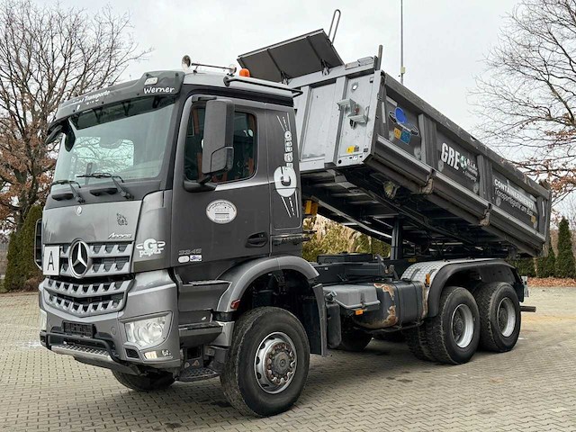 Mercedes-benz - 2016 - arocs 3345 - vrachtwagen - afbeelding 21 van  27