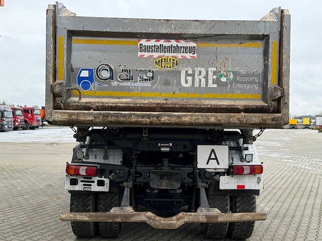 Mercedes-benz - 2016 - arocs 3345 - vrachtwagen - afbeelding 25 van  27