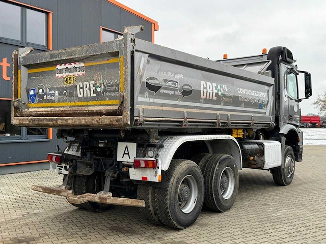 Mercedes-benz - 2016 - arocs 3345 - vrachtwagen - afbeelding 27 van  27