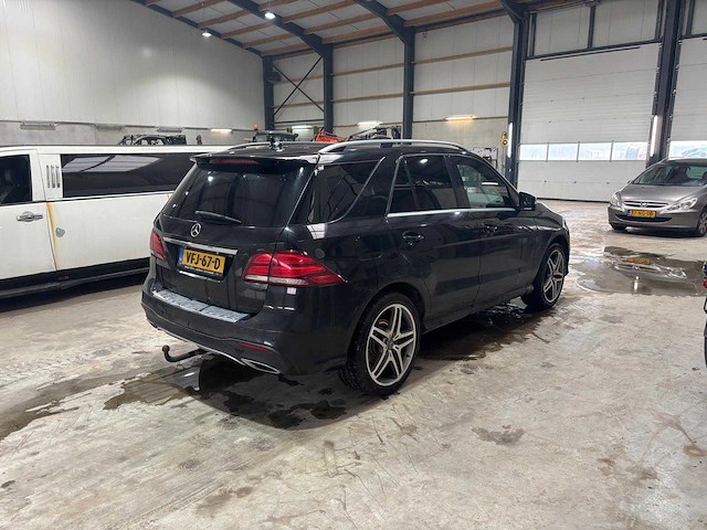 Mercedes-benz - 2016 - gle 350 d 4matic - - personenauto - afbeelding 5 van  9