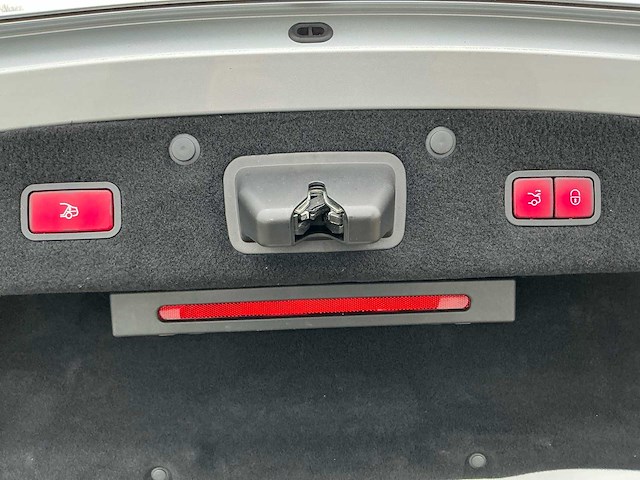 Mercedes-benz - 2016 - s-klasse cabrio - amg 63 4matic - personenauto - afbeelding 10 van  39