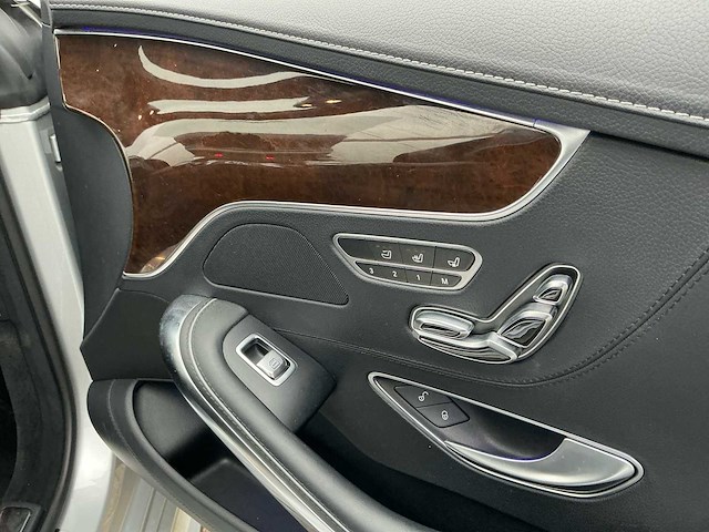 Mercedes-benz - 2016 - s-klasse cabrio - amg 63 4matic - personenauto - afbeelding 15 van  39