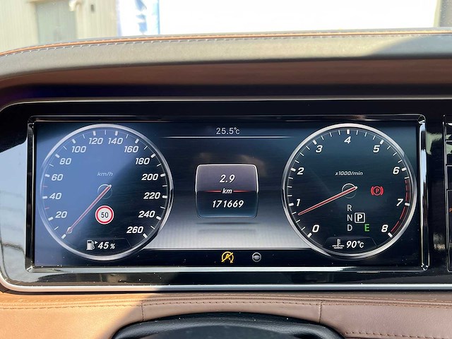 Mercedes-benz - 2017 - 500 maybach 4matic - personenauto - afbeelding 2 van  25