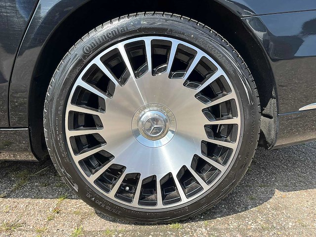 Mercedes-benz - 2017 - 500 maybach 4matic - personenauto - afbeelding 10 van  25