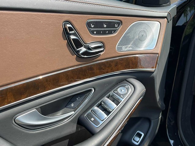 Mercedes-benz - 2017 - 500 maybach 4matic - personenauto - afbeelding 23 van  25