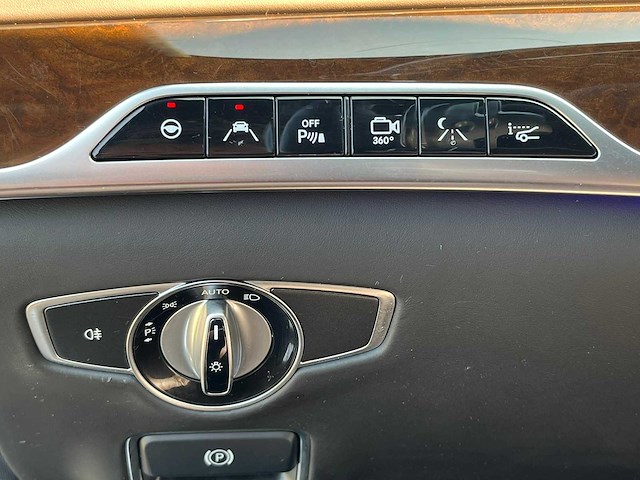 Mercedes-benz - 2017 - 500 maybach 4matic - personenauto - afbeelding 24 van  25