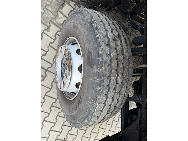 Mercedes-benz - 2017 - arocs - vrachtwagen - afbeelding 3 van  24