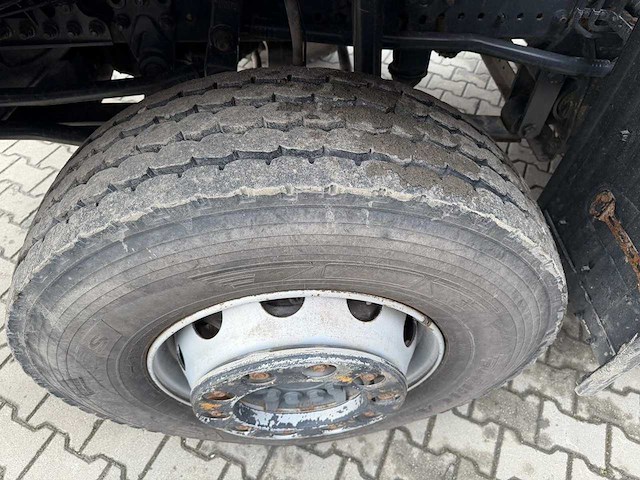 Mercedes-benz - 2017 - arocs - vrachtwagen - afbeelding 13 van  24