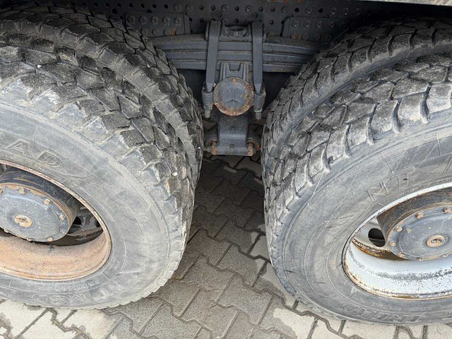 Mercedes-benz - 2017 - arocs - vrachtwagen - afbeelding 22 van  24