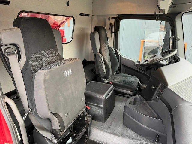 Mercedes-benz - 2017 - arocs - vrachtwagen - afbeelding 23 van  24