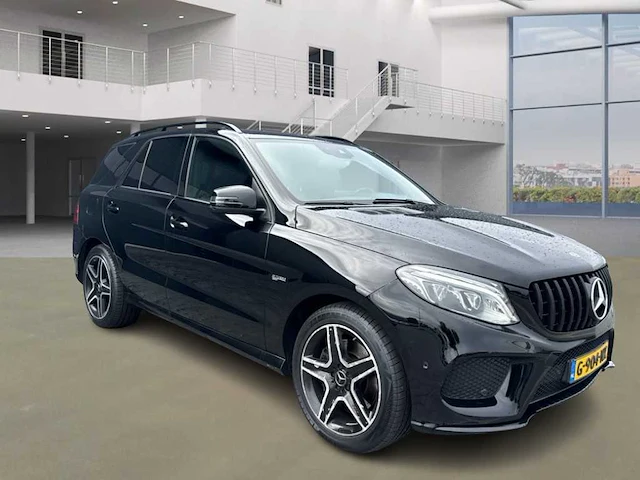 Mercedes-benz - 2017 - gle-klasse - amg 43 4matic - automaat - personenauto - afbeelding 3 van  24