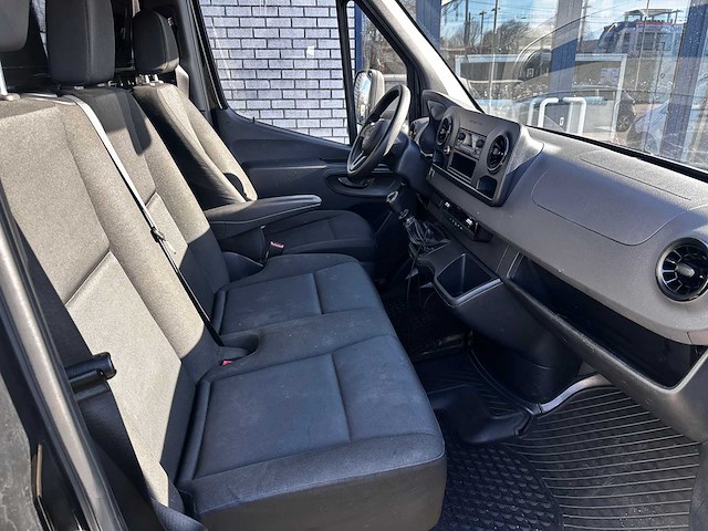 Mercedes-benz - 2018 - 311 2.2 cdi 432 hd - bakwagen - afbeelding 9 van  32