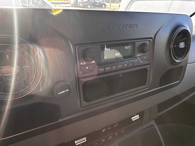 Mercedes-benz - 2018 - 311 2.2 cdi 432 hd - bakwagen - afbeelding 17 van  32