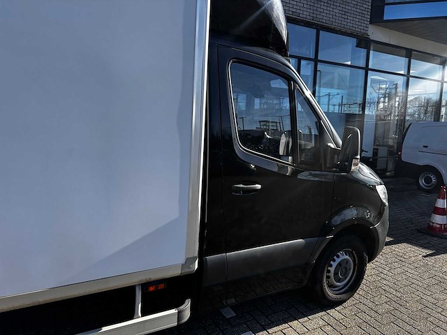 Mercedes-benz - 2018 - 311 2.2 cdi 432 hd - bakwagen - afbeelding 12 van  32