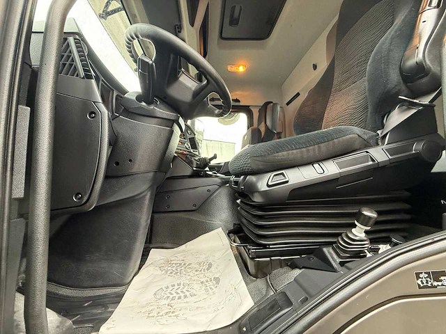 Mercedes-benz - 2018 - arocs 2646 - vrachtwagen - afbeelding 7 van  28