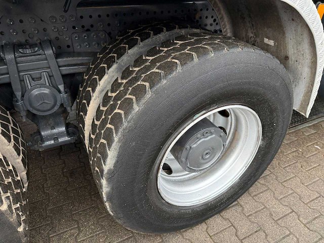 Mercedes-benz - 2018 - arocs 2646 - vrachtwagen - afbeelding 10 van  28