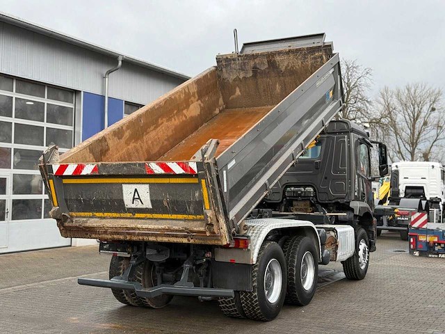 Mercedes-benz - 2018 - arocs 2646 - vrachtwagen - afbeelding 27 van  28