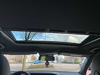 Mercedes-benz - 2018 - e-klasse - 200 premium - personenauto - afbeelding 12 van  35