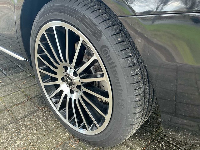Mercedes-benz - 2018 - e-klasse - 200 premium - personenauto - afbeelding 18 van  35