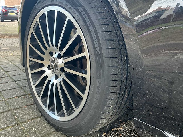 Mercedes-benz - 2018 - e-klasse - 200 premium - personenauto - afbeelding 22 van  35