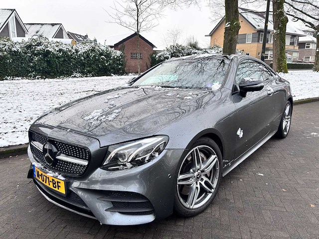 Mercedes-benz - 2018 - e-klasse coupé - 300 edition 1 - n-071-bf - afbeelding 1 van  26