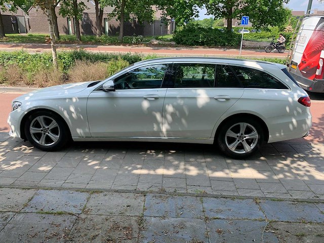 Mercedes-benz - 2018 - e-klasse estate - 200 d - ts-201-n - afbeelding 5 van  28