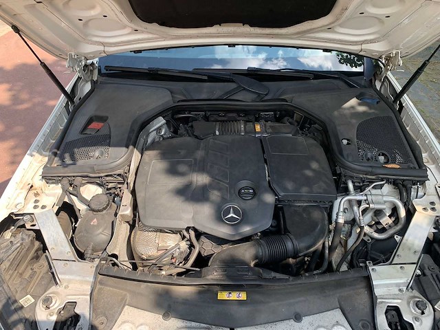 Mercedes-benz - 2018 - e-klasse estate - 200 d - ts-201-n - afbeelding 18 van  28