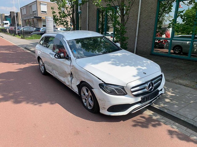 Mercedes-benz - 2018 - e-klasse estate - 200 d - ts-201-n - afbeelding 22 van  28